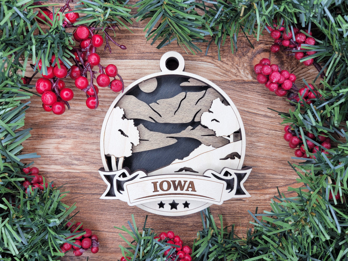 Discover America Wood Souvenir Ornament | 50 States