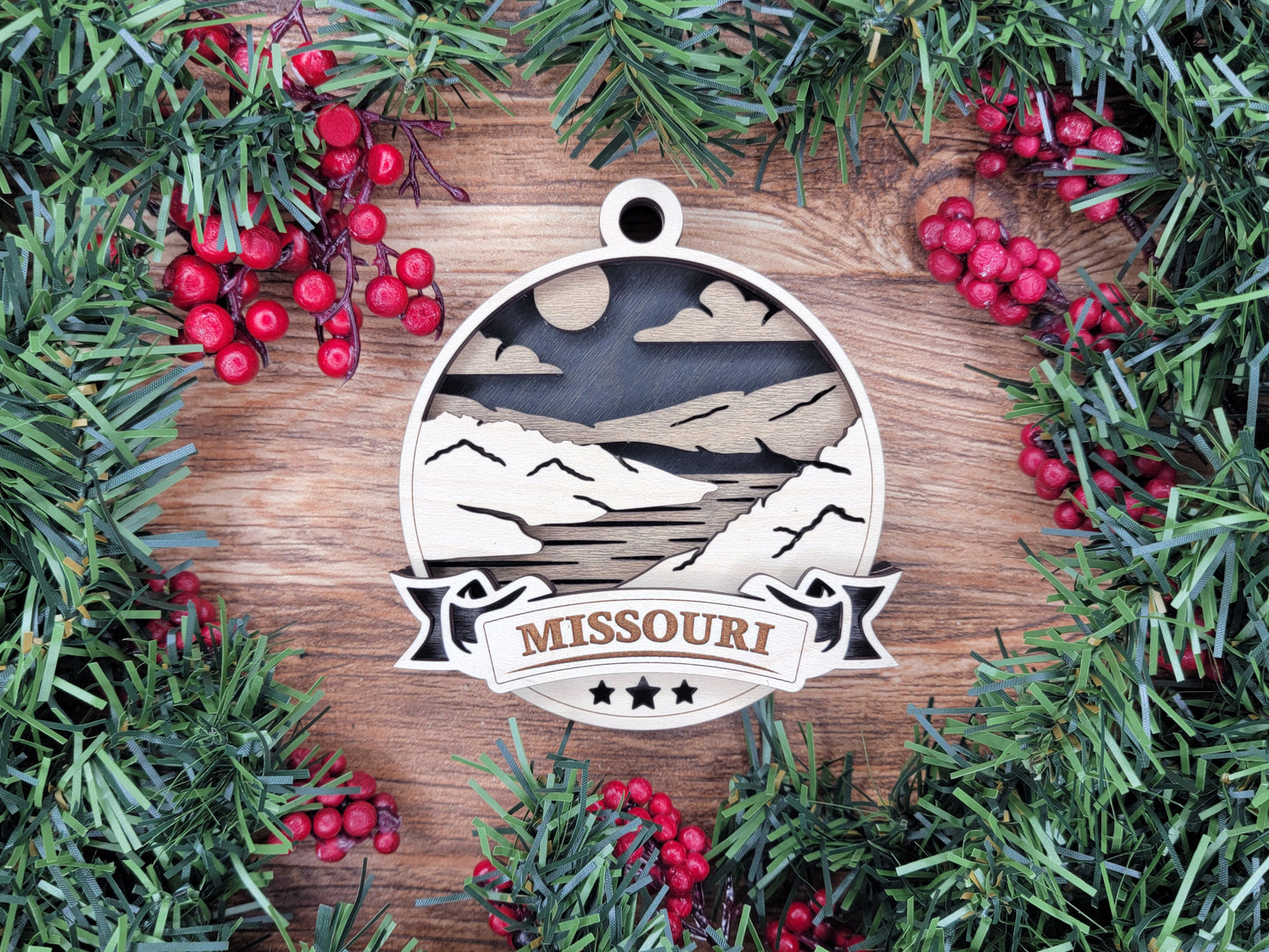 Discover America Wood Souvenir Ornament | 50 States