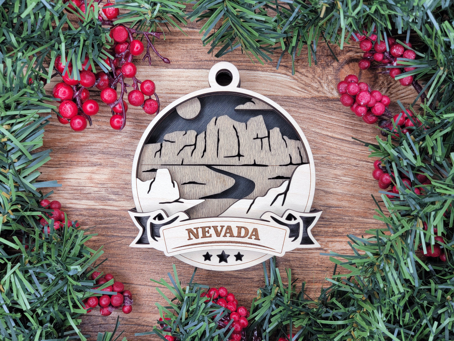 Discover America Wood Souvenir Ornament | 50 States