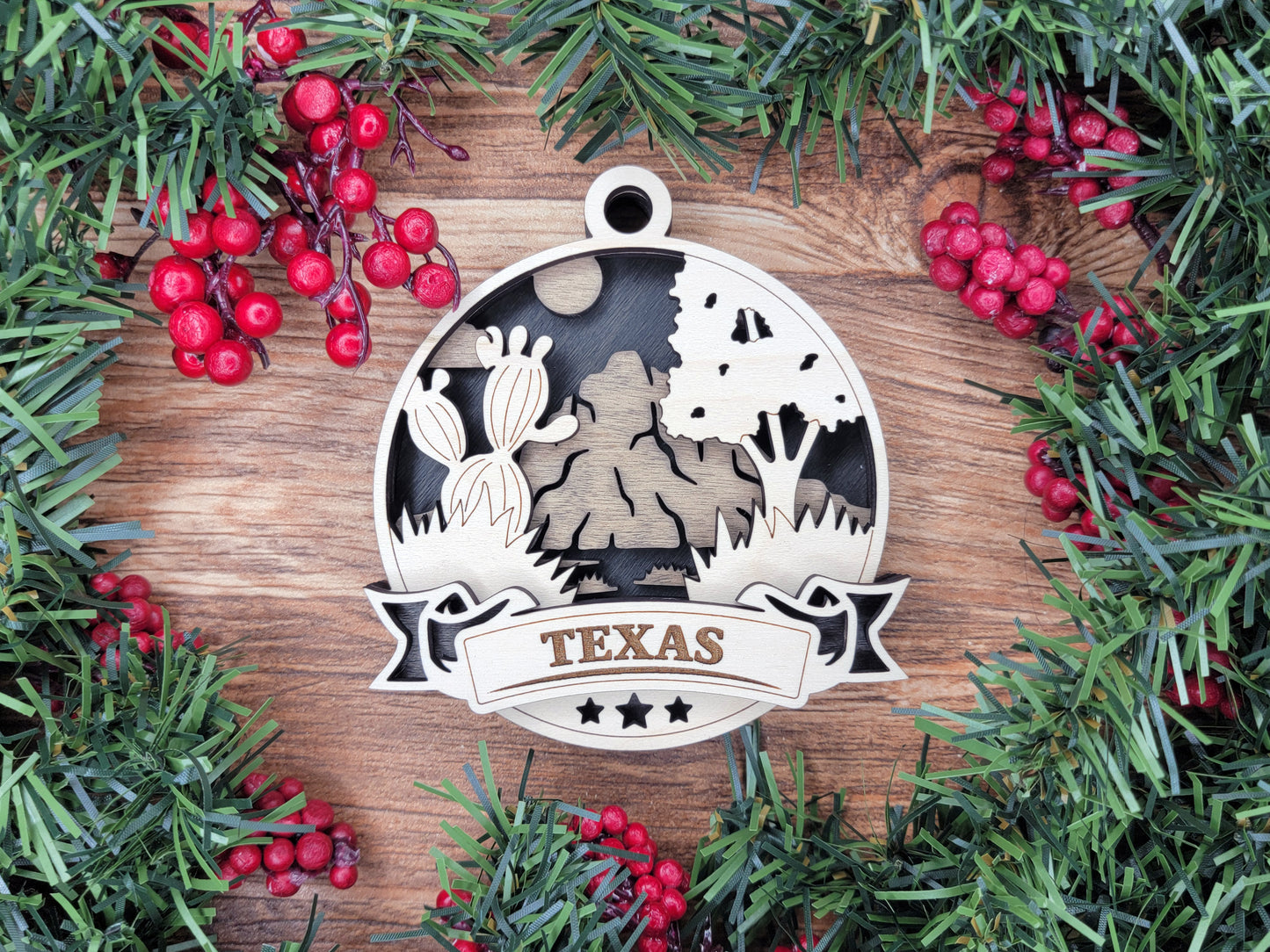 Discover America Wood Souvenir Ornament | 50 States